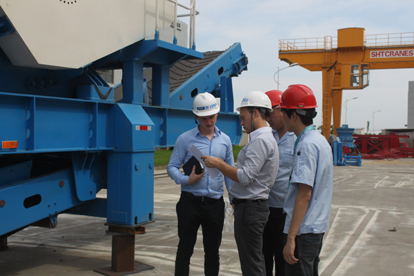 俄罗斯客户来益达注册验货