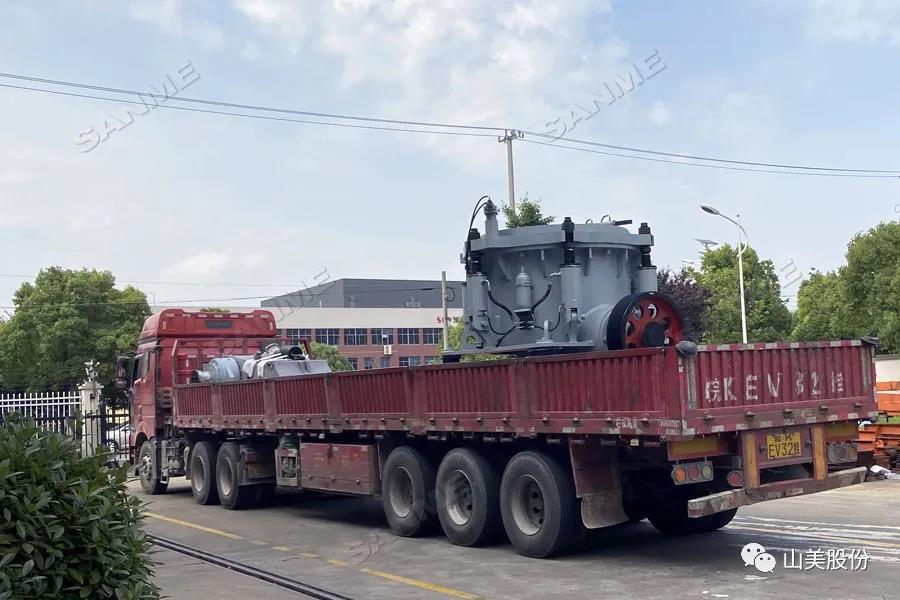 发货季｜益达注册股份高性能破碎筛分装备发往江西，助力当地基建项目建设及建筑固废资源化