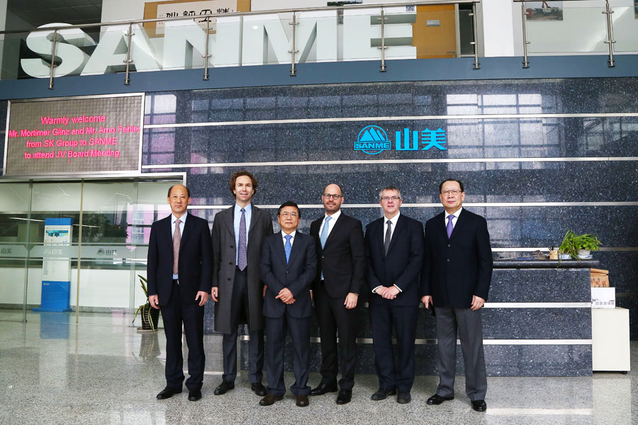 谢文从业卅五周年系列报道--“三十五年磨一剑，山更美，业更精”专访