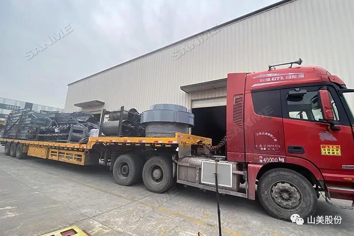 临近春节发货忙|益达注册股份大批高性能装备奔赴用户现场