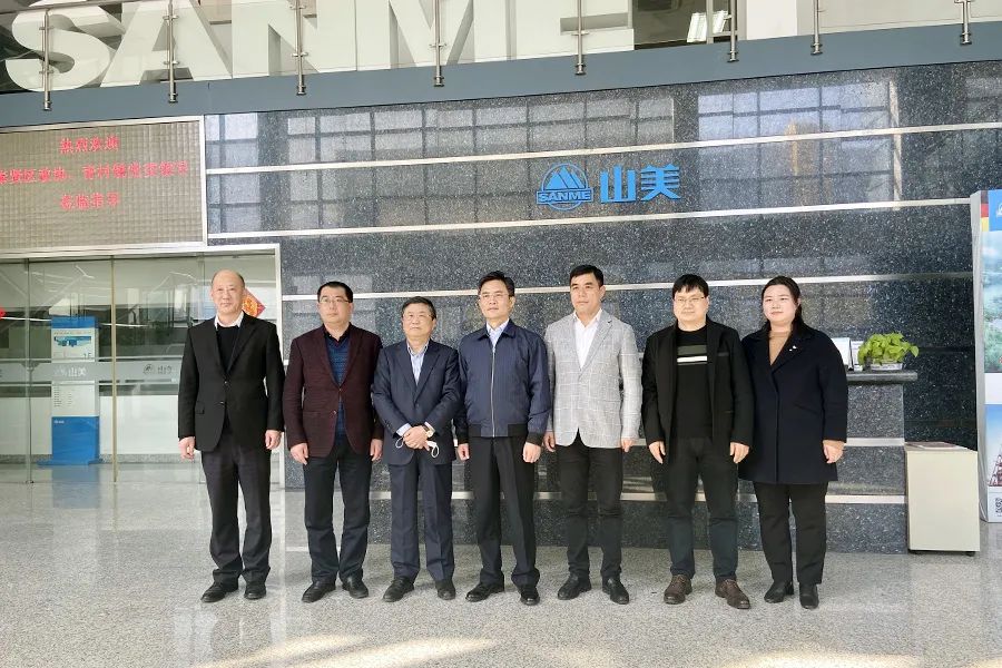 天津市武清区政协主席陈勇章一行莅临益达注册股份