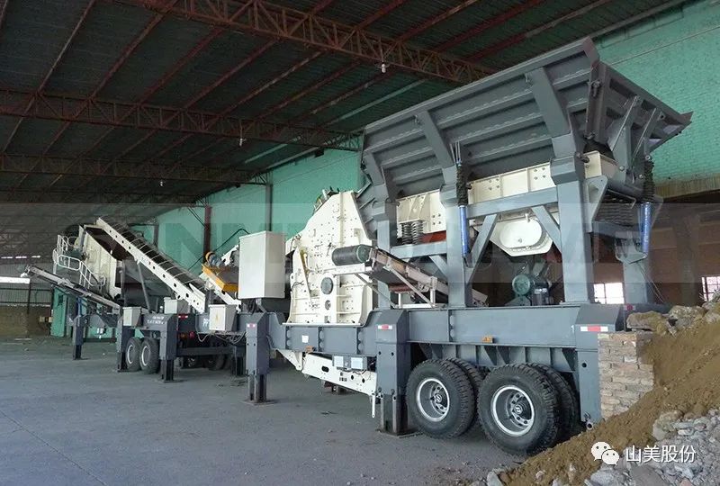 益达注册股份轮胎移动式破碎筛分装备助力东非骨料项目