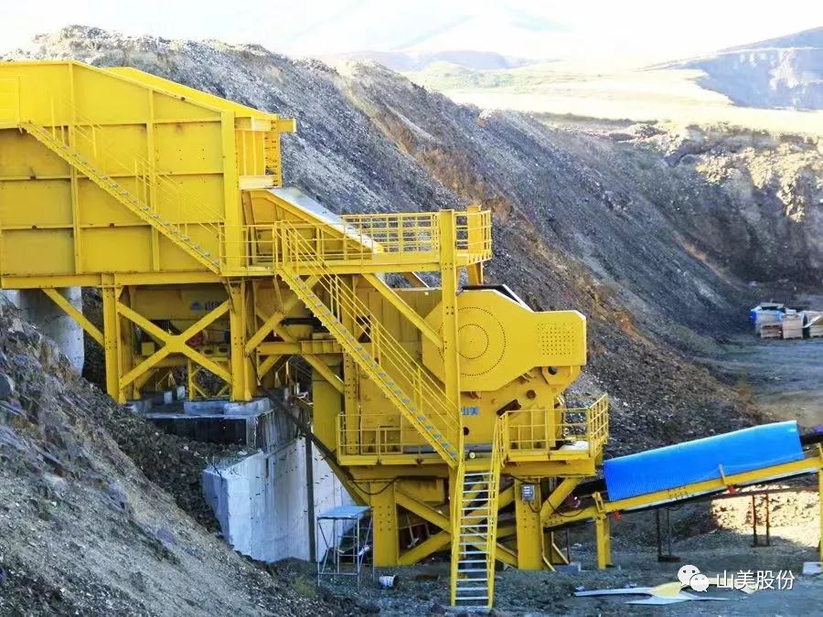 【1800吨/小时】益达注册大型欧版颚式破碎机助力冀东水泥石灰石破碎项目建设