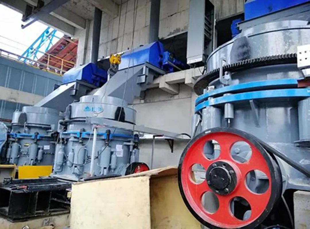 硬岩克星｜益达注册欧星系列E-SMS圆锥破碎机无惧硬岩挑战