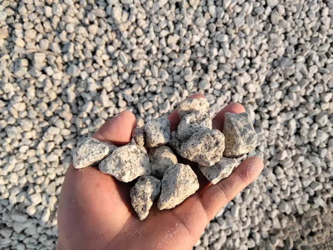 硬岩破碎新突破|益达注册E-SMS欧星系列液压圆锥破碎机实现效能跃升