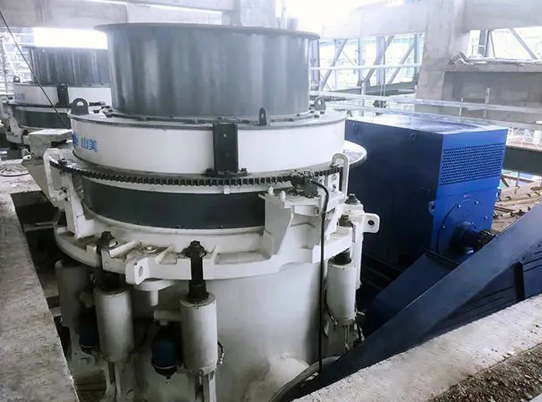 硬岩破碎新突破|益达注册E-SMS欧星系列液压圆锥破碎机实现效能跃升