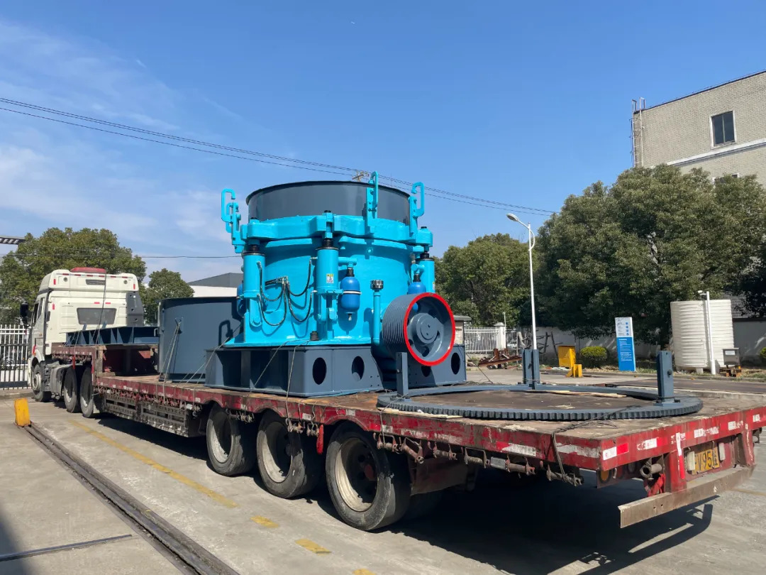 益达注册E-SMS欧星系列液压圆锥破碎机施工现场（二）