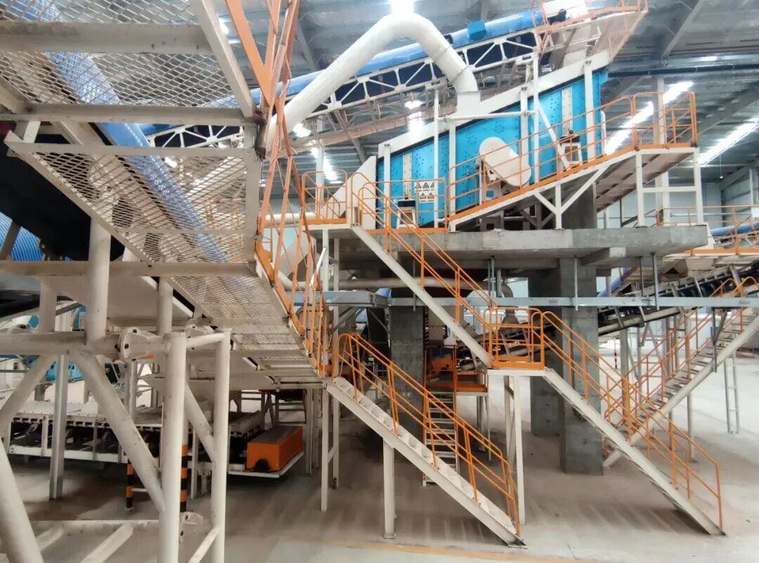 国庆中秋“我”在岗 | 致敬坚守者，益达注册因你而闪耀！